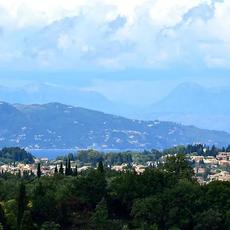 Vila Velanidies In